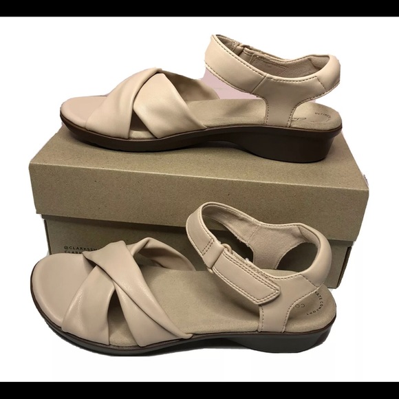 clarks chloe sandals